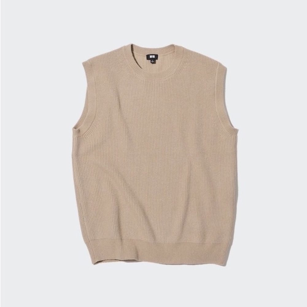 Uniqlo Men's Tan Crewneck Sweater Vest